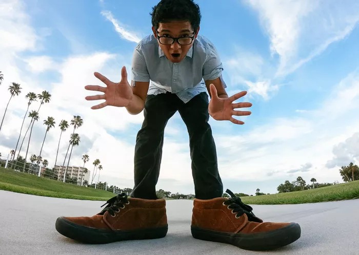 What Is Forced Perspective Photography And How To Do?