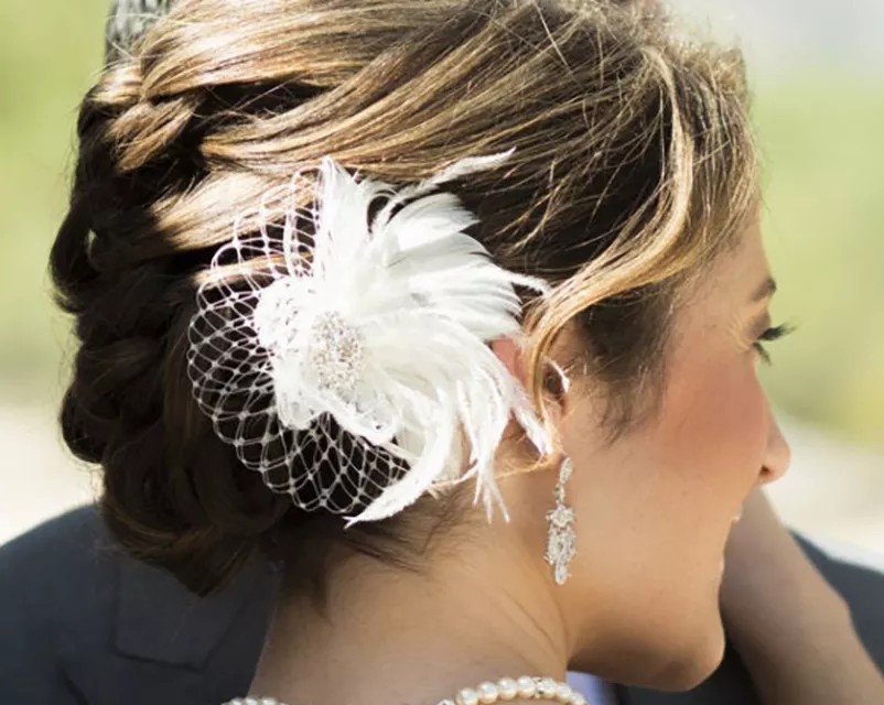 From Tiaras To Pearl Pins: 40 Cool Bridal Hair Accessories
