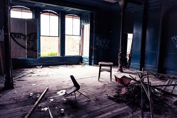 A Beginner’s Guide To Urban Exploration Photography