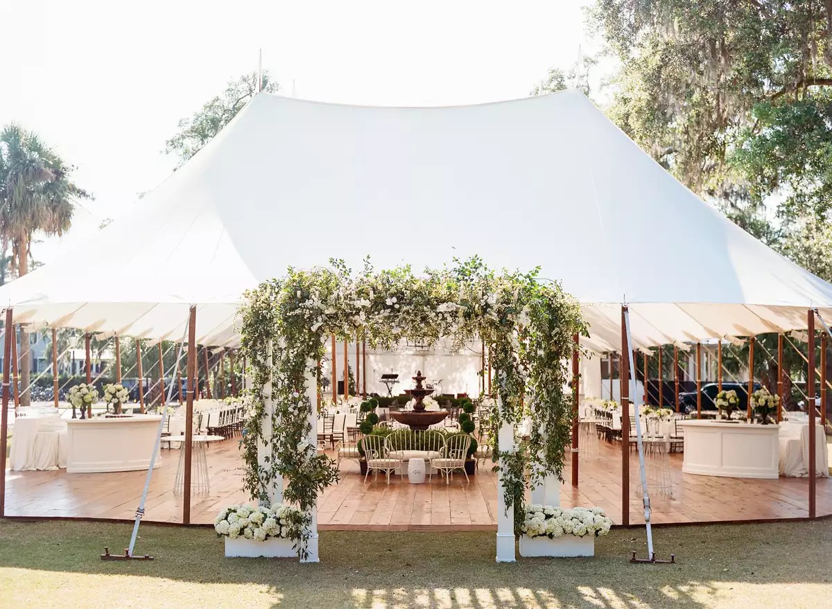 17 Most Beautiful Wedding Tent Ideas