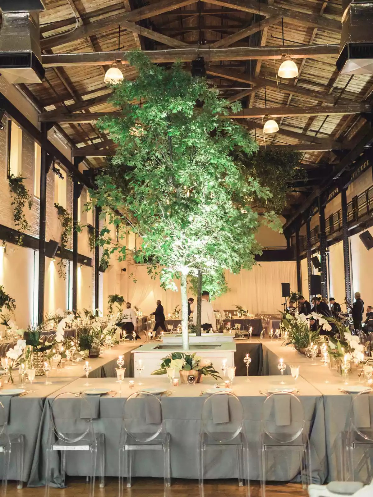 24 Unique Wedding Lighting Ideas To Make Your Day Shine - Like, Literally