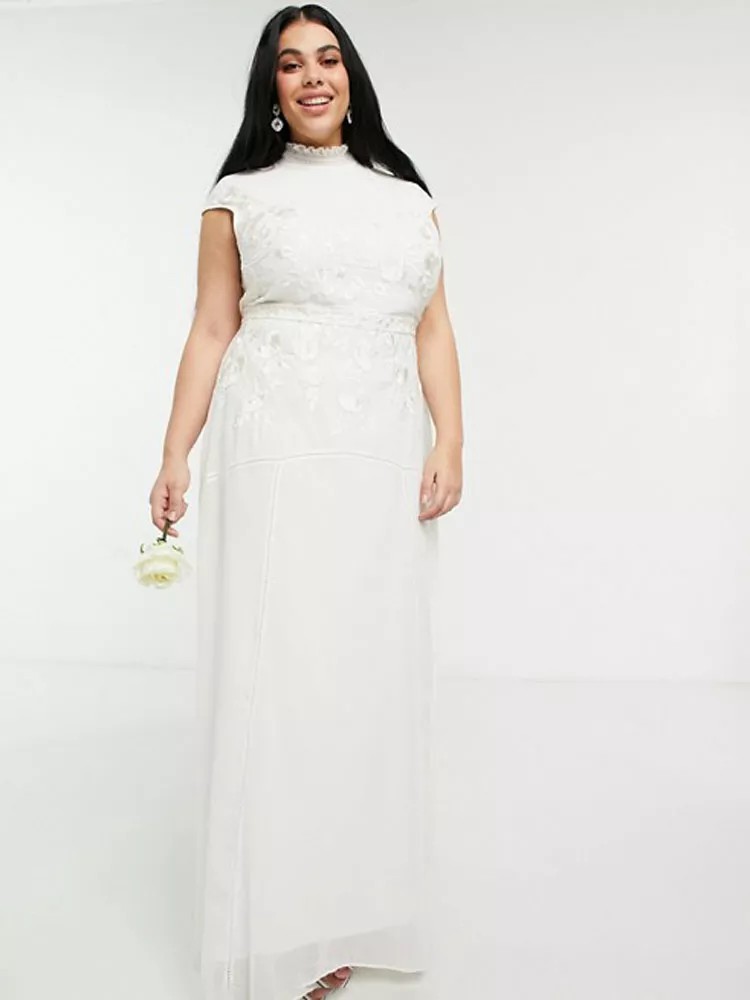 From Grand Ball Gowns To Sultry Slip Dresses: 20 Most Beautiful Plus-Size Bridal Dresses For The Most Gorgeous Brides