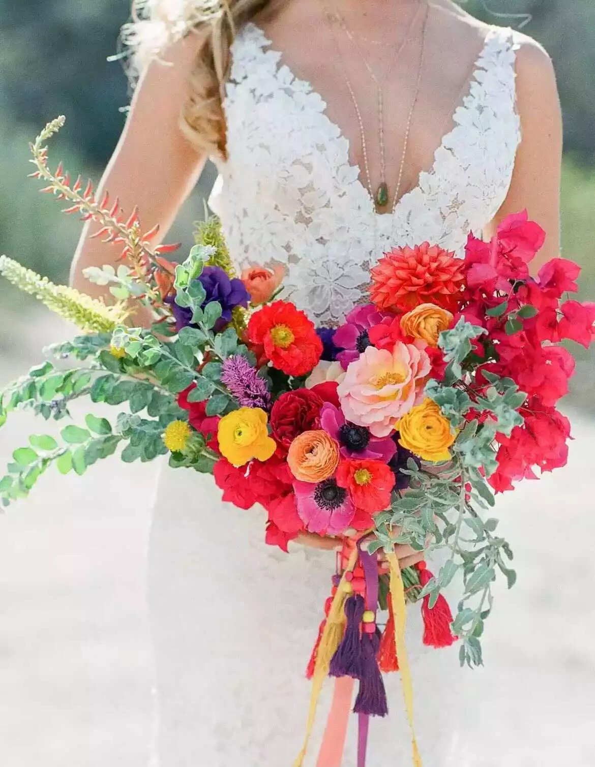 Wedding Bouquets: From Multi-Hued & Asymmetric To Monochrome & Perfectly Spherical Wedding Bouquets And The Best Wedding Styles To Pair Them With