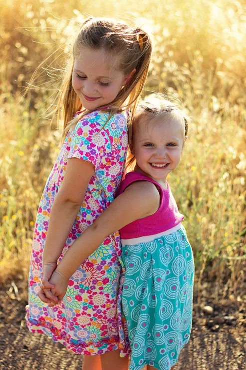 3 Most Basic And Important Posing Tips To Photograph Young Siblings