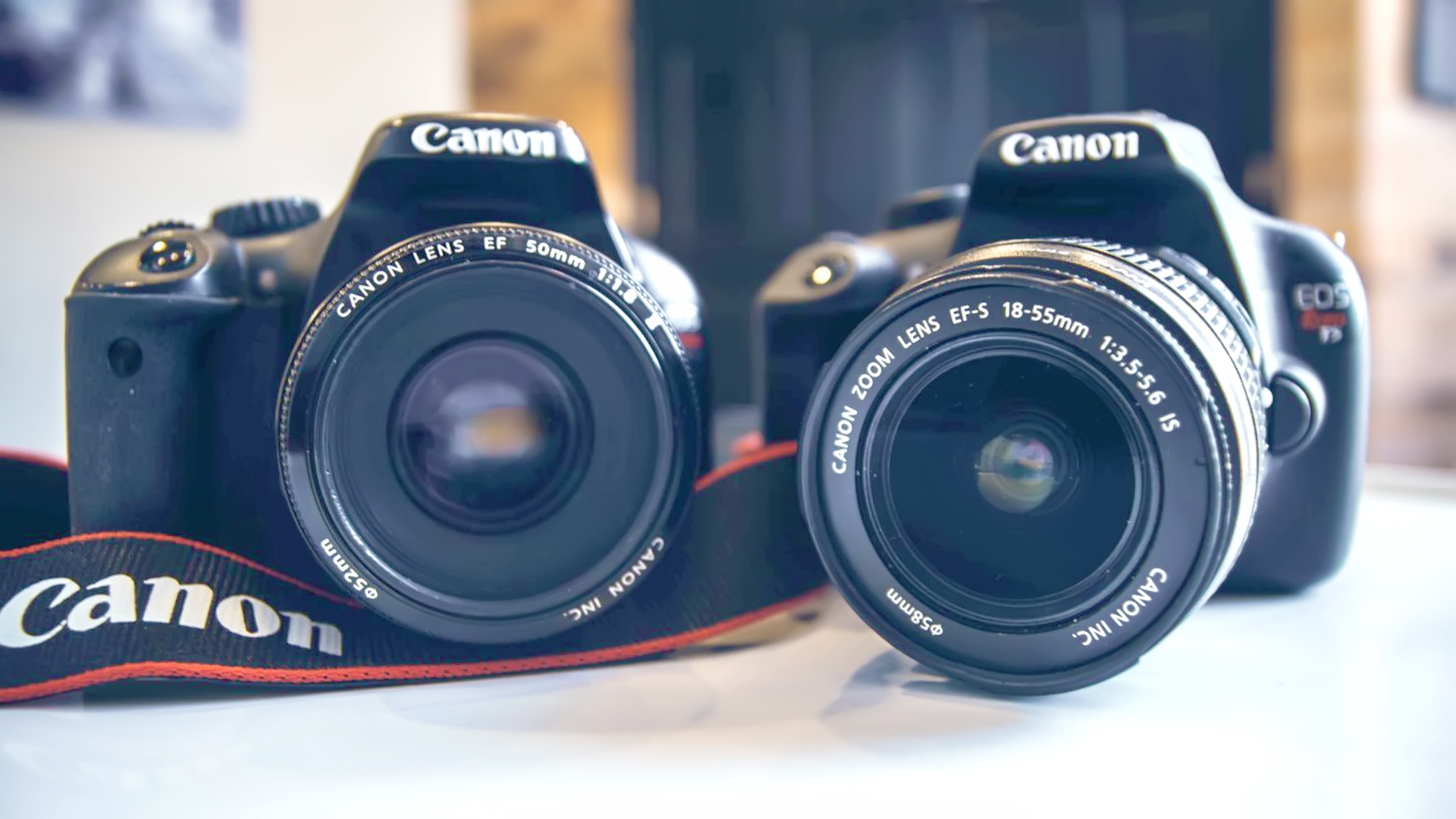 Mirrorless Cameras Vs DSLRs: The Differences And The Benefits